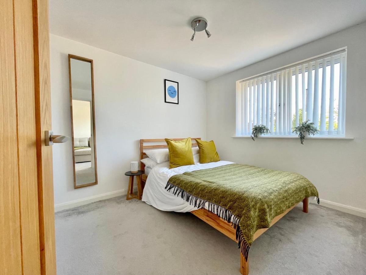 Aura Ground Floor Apartment York Exterior photo